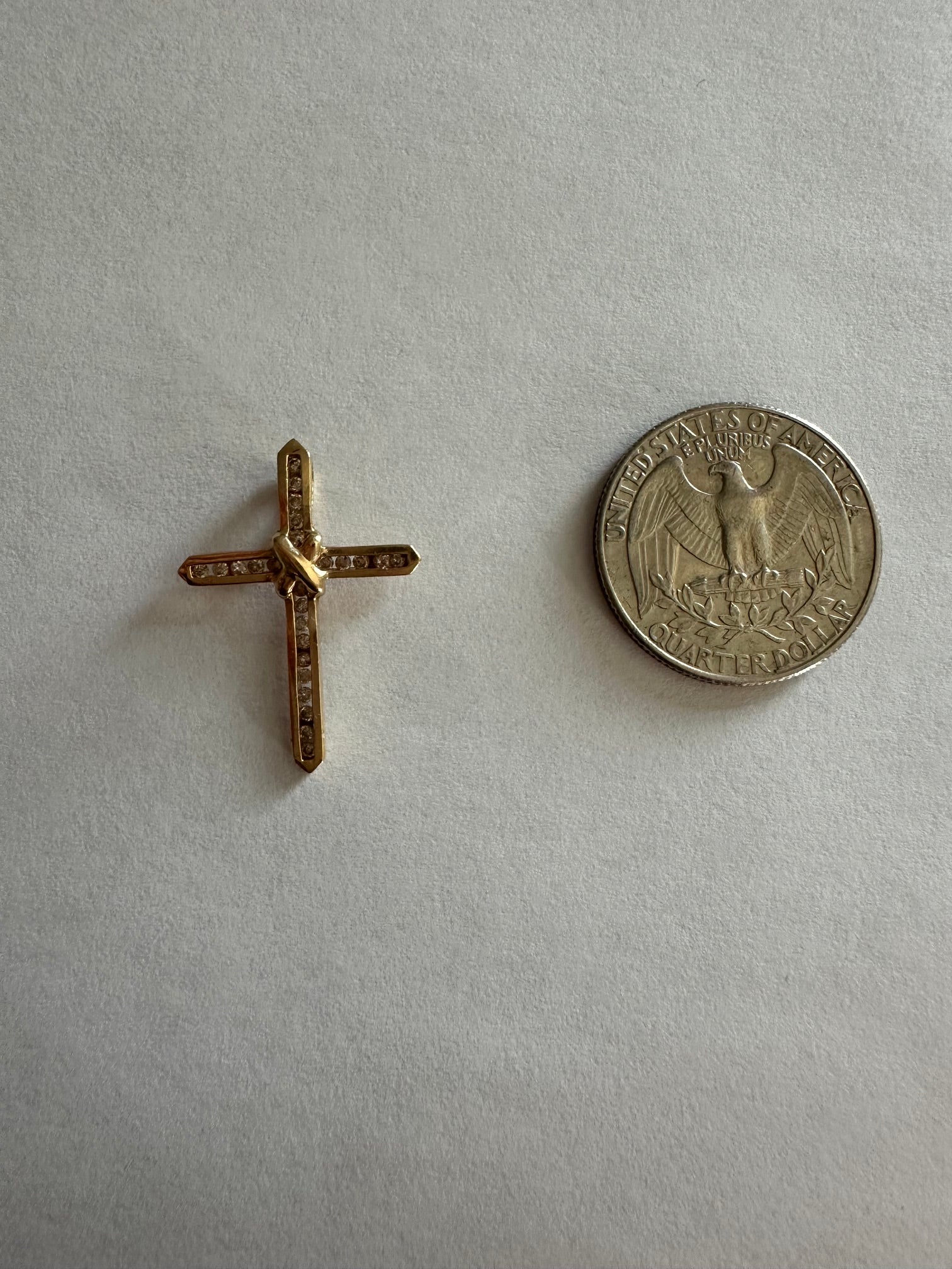 Diamond Cross 14k